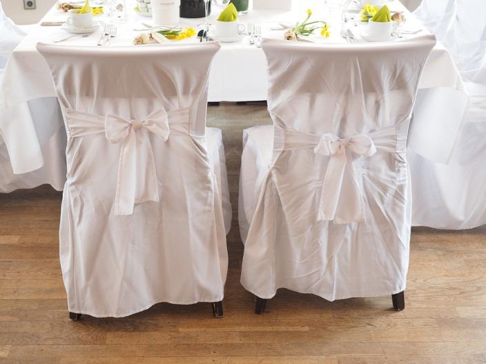 Adding Glamour To Your Wedding Venue With These Chair Covers And Sashes Ideas
