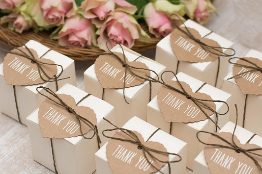 5 Tips for Memorable Wedding Favors - Simply Elegant Chair Covers