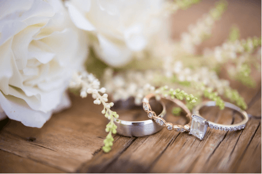 5 Ways To Save On Your Wedding Rental Expenses - Simply Elegant Chair Covers