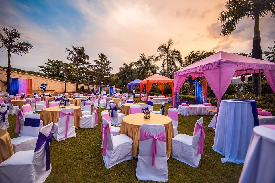 Want to Style Your Wedding Aisle with Cheap Satin Chair Sashes? Here's the Guide - Simply Elegant Chair Covers