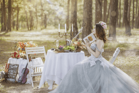 Top 6 Amazing Ways to Jazz Up Your Wedding Reception Venue Without Breaking The Bank - Simply Elegant Chair Covers
