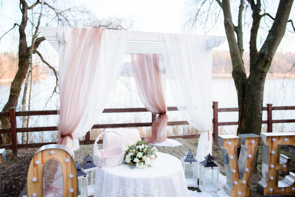 Stylish and Luxurious Chair Covers For Your Wedding Day